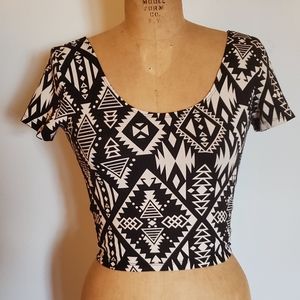 VS PINK Stretch Low Back Aztec Tribal Crop Top XS